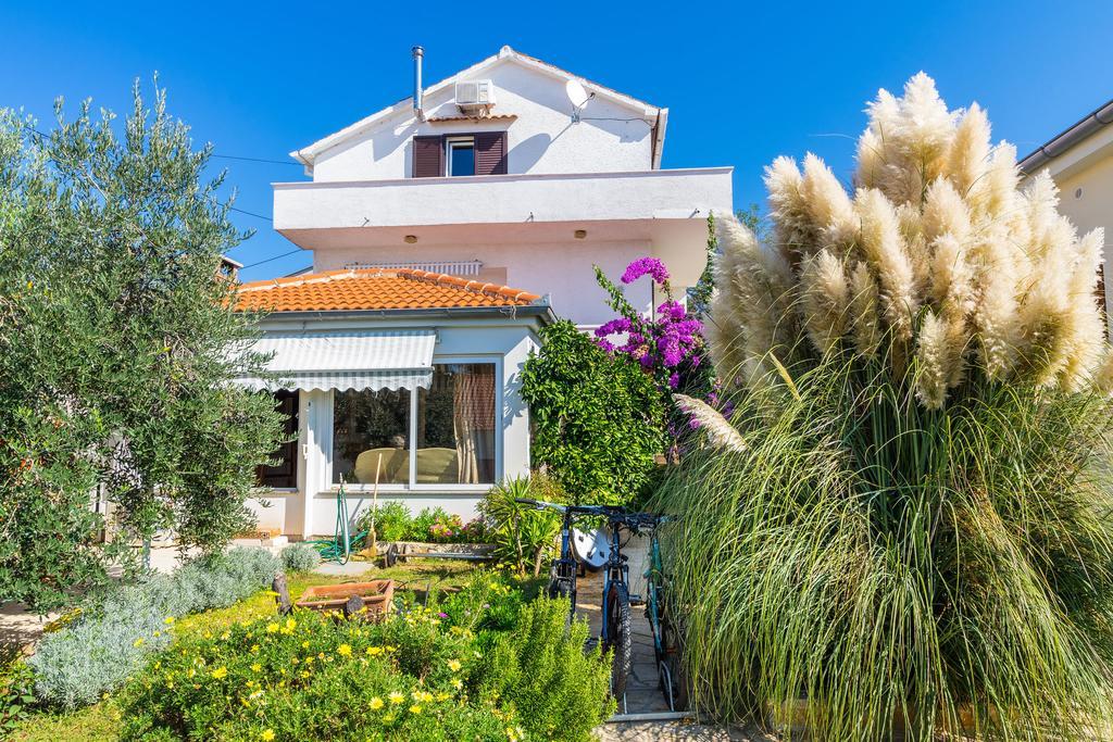 Apartments Nada Zadar Exterior photo