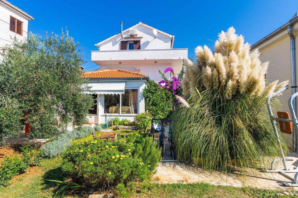Apartments Nada Zadar Exterior photo