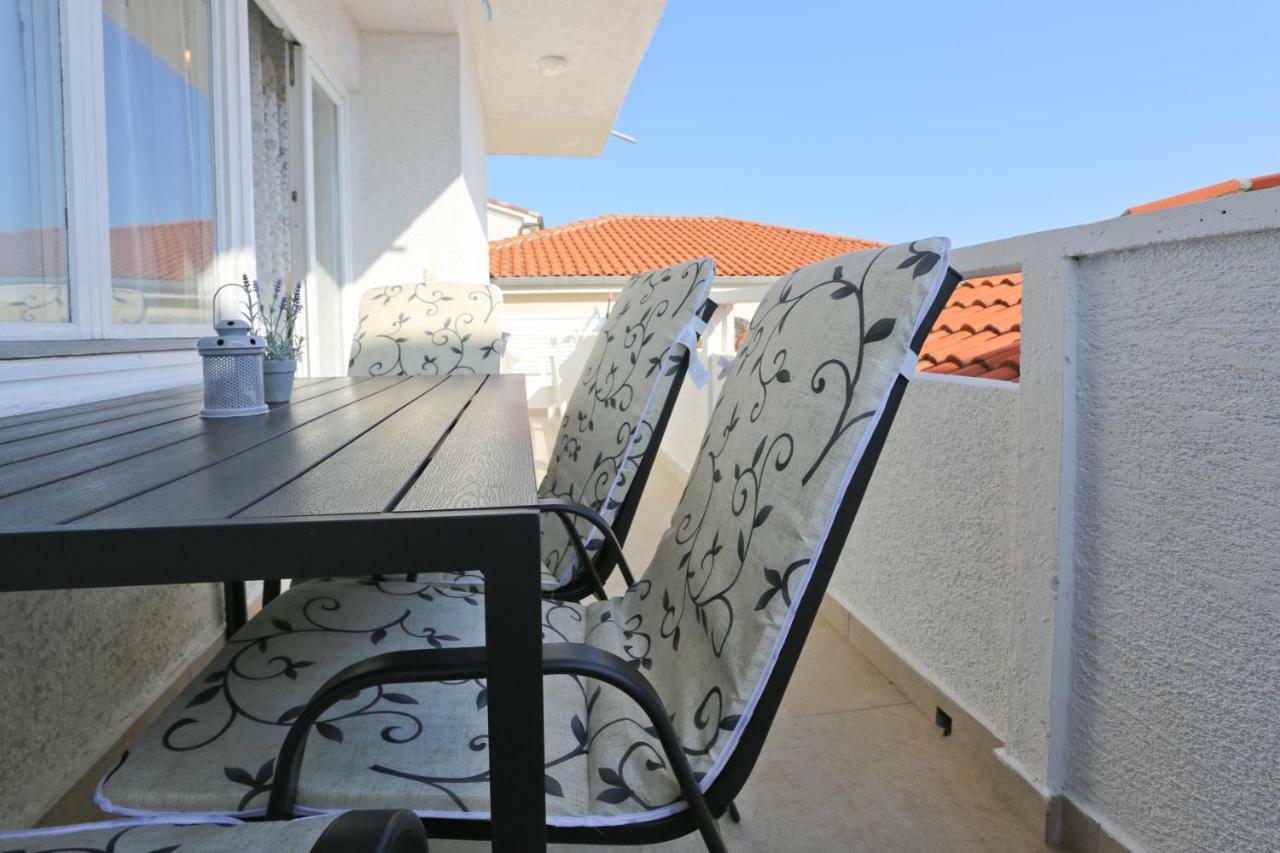 Apartments Nada Zadar Exterior photo